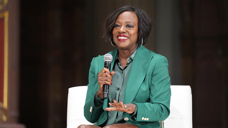 Read the story: Actress Viola Davis Sells out the Silk Speaker Series