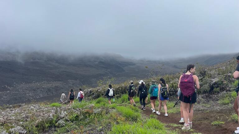 USF students in Galapagos