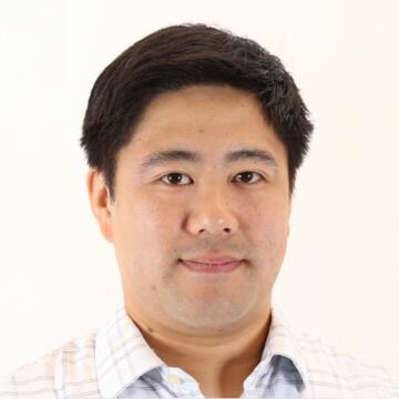 Eric Wu Headshot