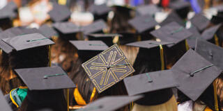 commencement caps and gowns